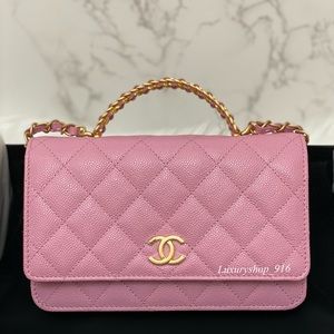 BNIB Chanel 22S “Pick me up” wallet on chain in pink caviar with gold hardware